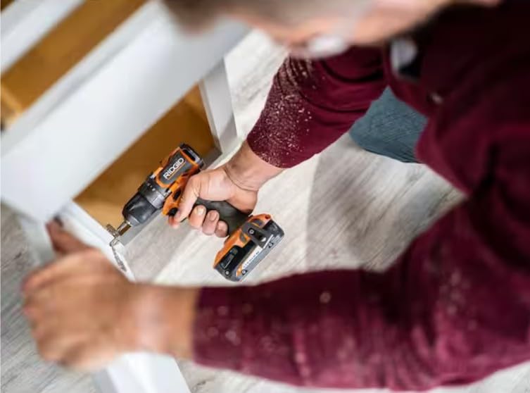 18V Brushless Cordless 1/2 in. Drill/Driver Kit with 2.0 Ah Batteries H912